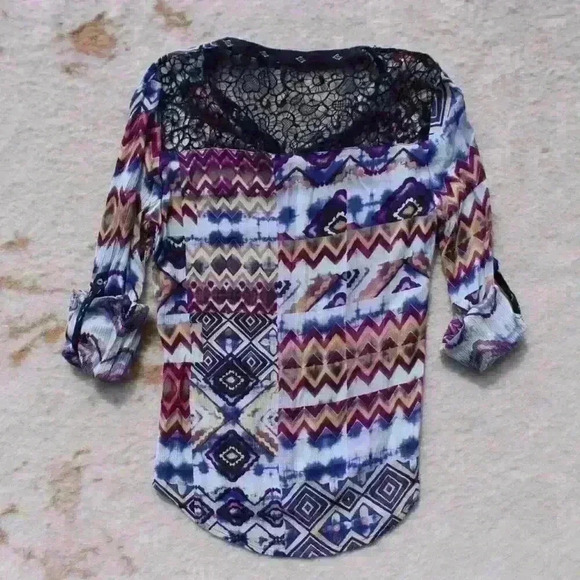 DESIGUAL Roll Tab Sleeve Aztec Pattern Crochet Button Up Blouse Top Women Medium - Picture 11 of 12
